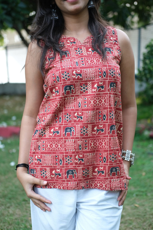 🤩Ranglok Rani" – Handcrafted Tribal Muse Kurti