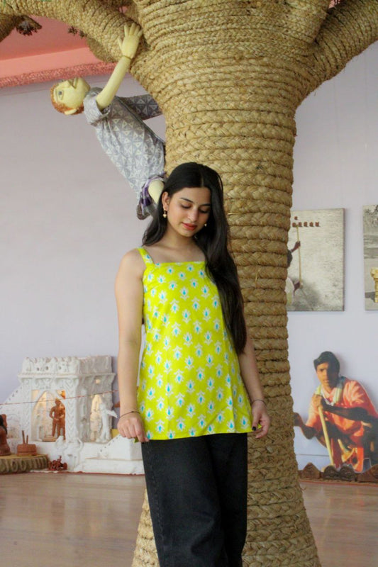 👽Neon Bloom Sleeveless Kurti