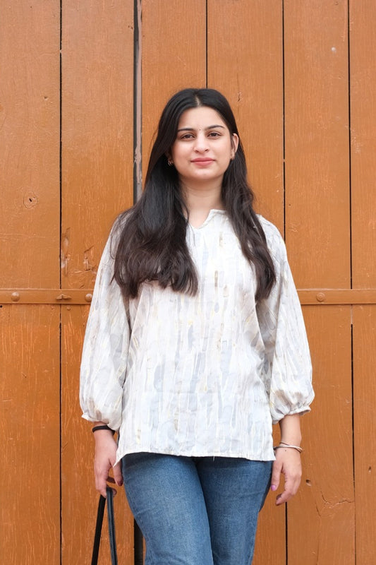 🦅Ivory Mist Balloon-Sleeve Kurti
